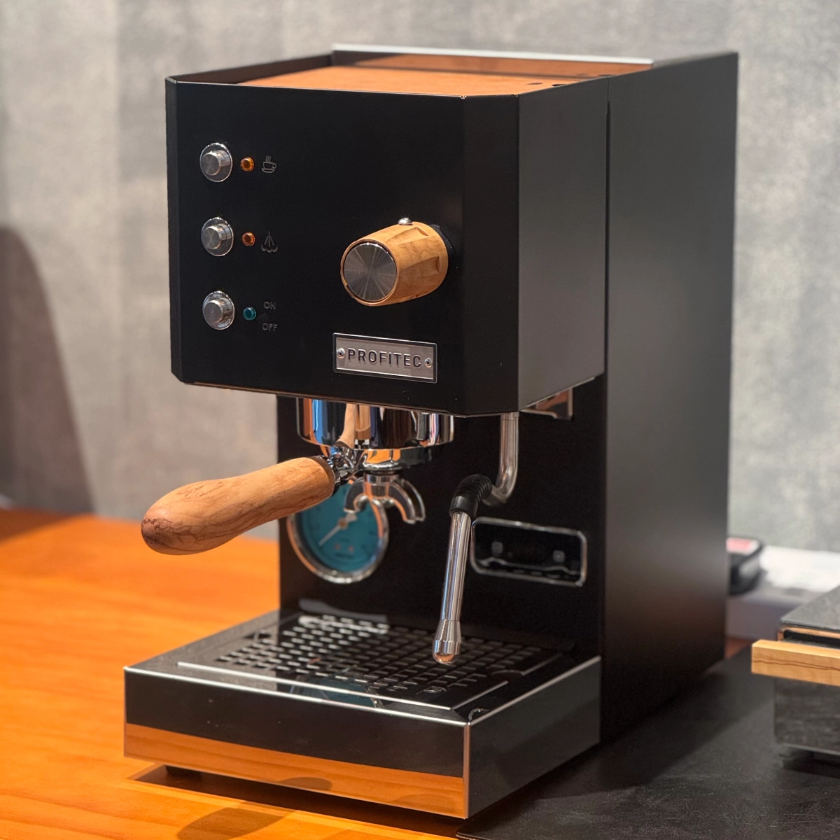 Brewspire Finishing Set for Profitec Go - Premium Olive