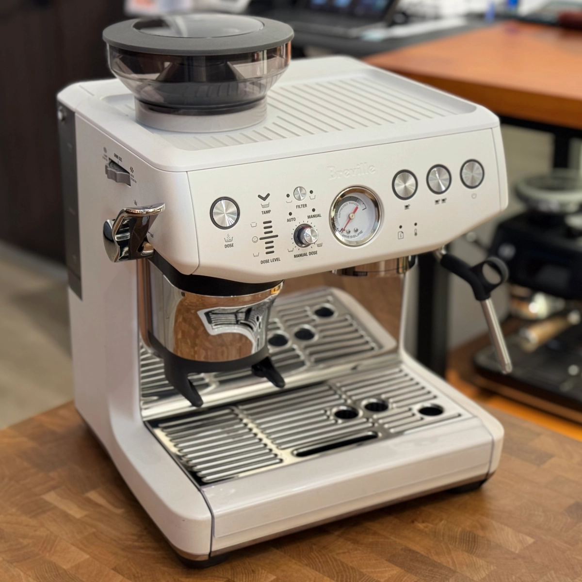 Breville Barista Express Impress, Sea Salt, BES876SST