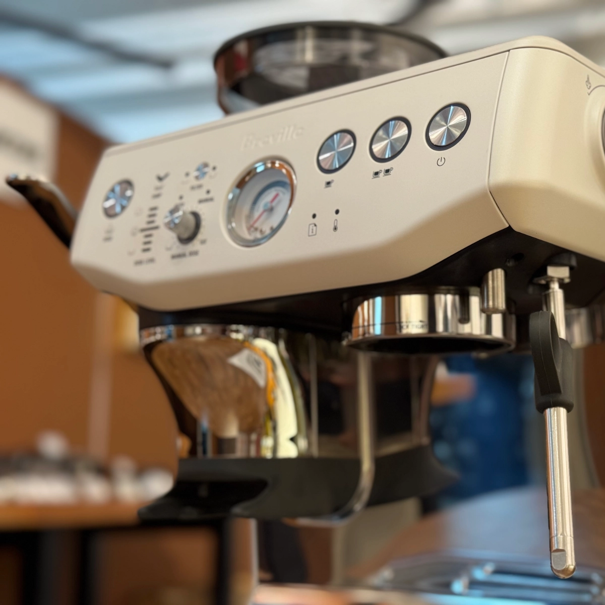Breville Barista Express Impress, Sea Salt, BES876SST